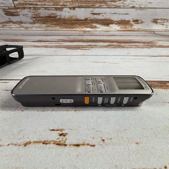 Olympus DS-2 Silver Digital Voice Recorder 64MB LCD Display 3.5mm Jack - Picture 4 of 7